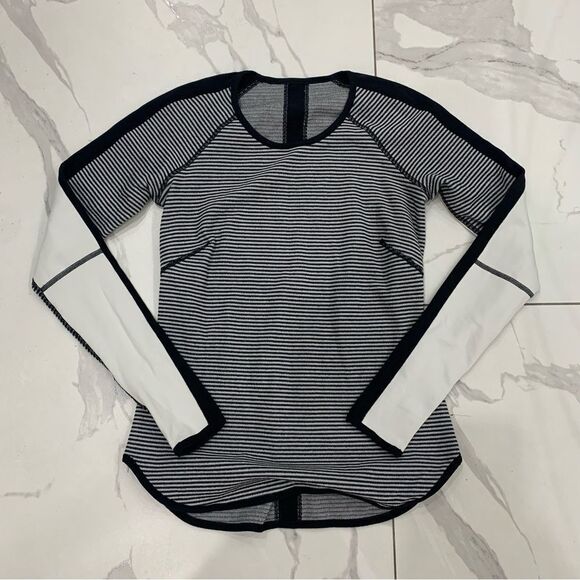 lululemon athletica Tops - Lululemon Runder Under Reversible Pique Women Sz 6 ? Long Sleeves Black White